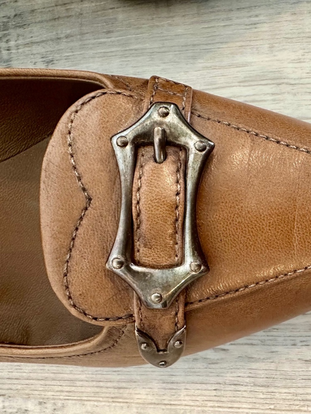 Vintage Prada Leather Pointed Toe Buckle Pumps, 38.5 (NEVER WORN!) - Picture 2 of 8
